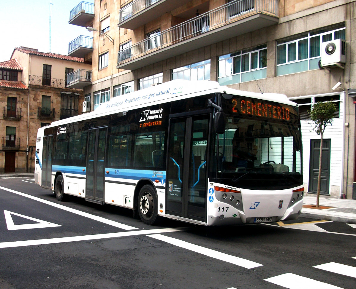 Bus natural gas in Salamanca