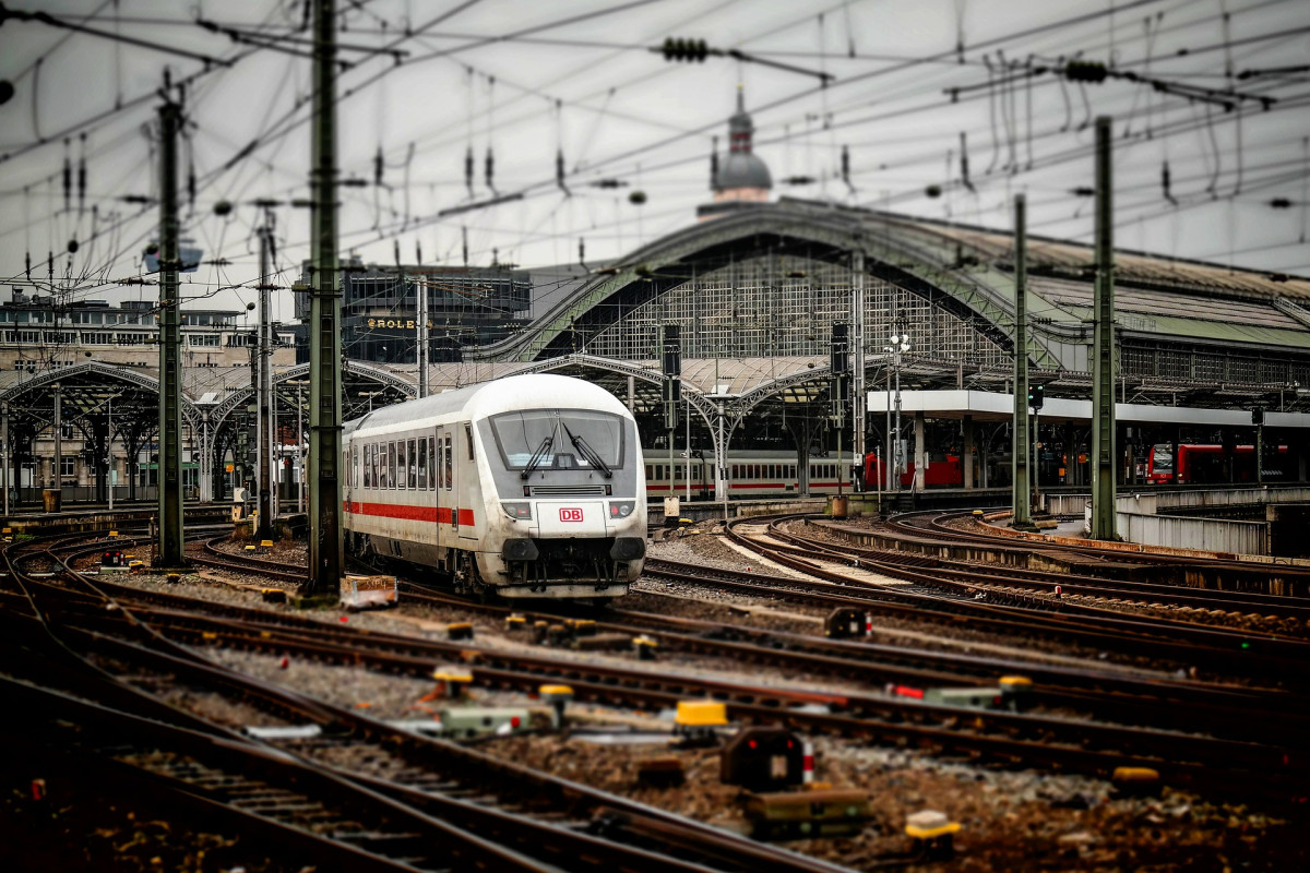 Railway station 619082 1920