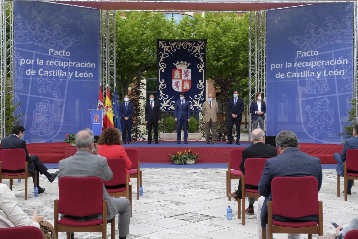 20200617 FIRMA DEL PACTO POR LA RECUPERACION ECONOMICA 07