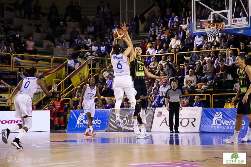 Perfumerias avenida baloncesto