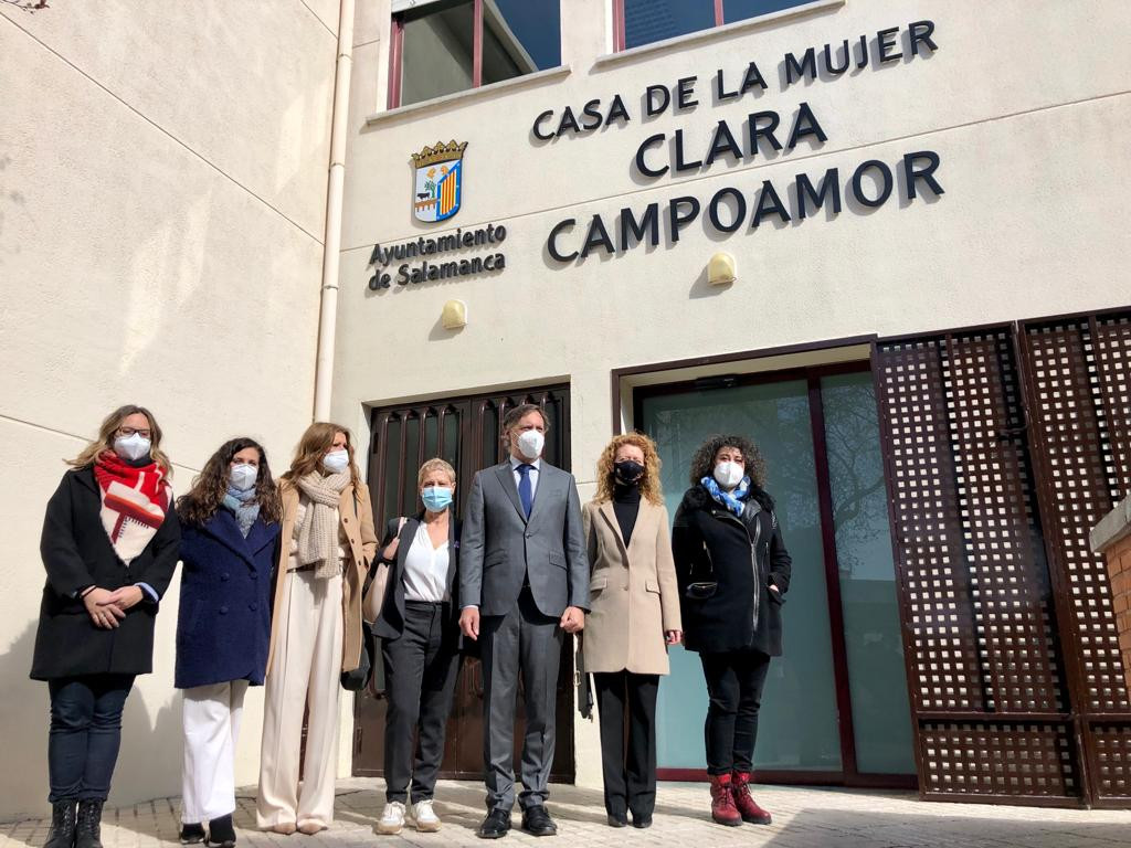 Casa de la mujer clara campoamor