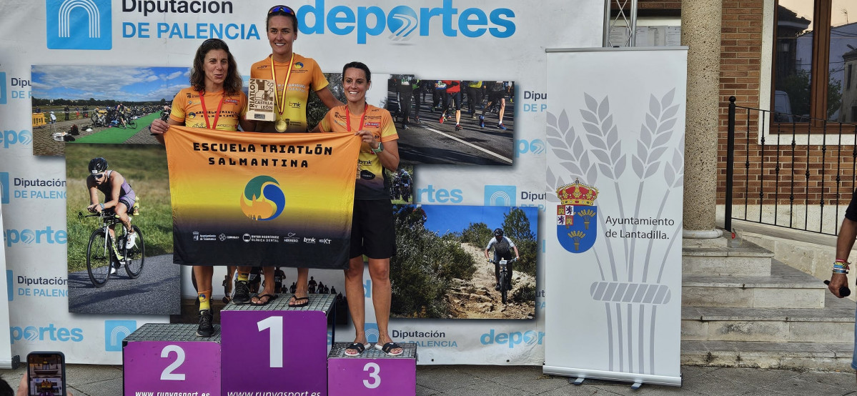 PODIUM FEMENINO LANTADILLA