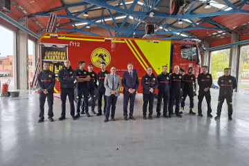 20251024 Presentación nuevo camión bomberos